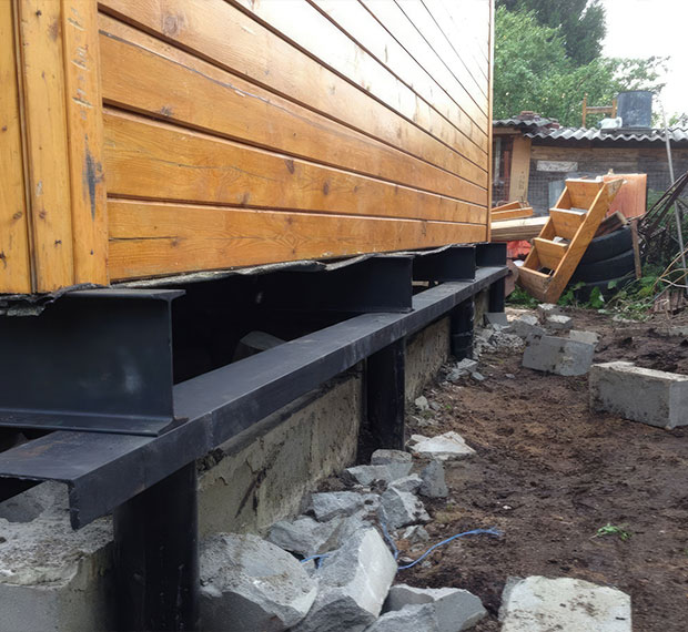 Замена старого фундамента на винтовые сваи в Обнинске